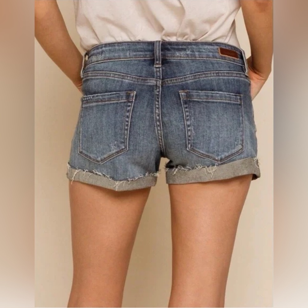 BRAND NEW Vintage Distressed High Rise JEAN Shorts - Picture 3 of 4
